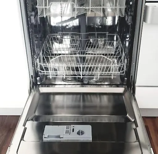 Apartament 140m2 Floorcentral Loft 24hr Self Check-in Tirana